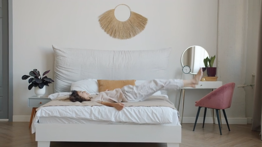 Seven Simple Ways to Make Your Bed Feel More Inviting