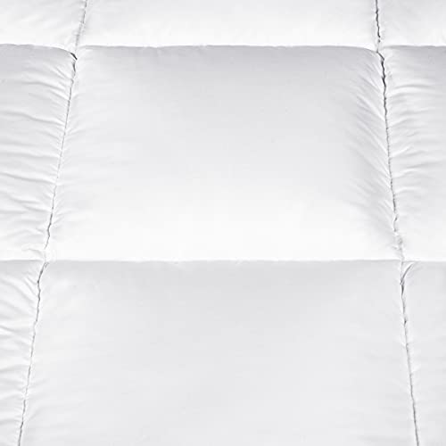 SERTA Down Illusion Hypoallergenic Down Alternative Comforter with Corner Loops