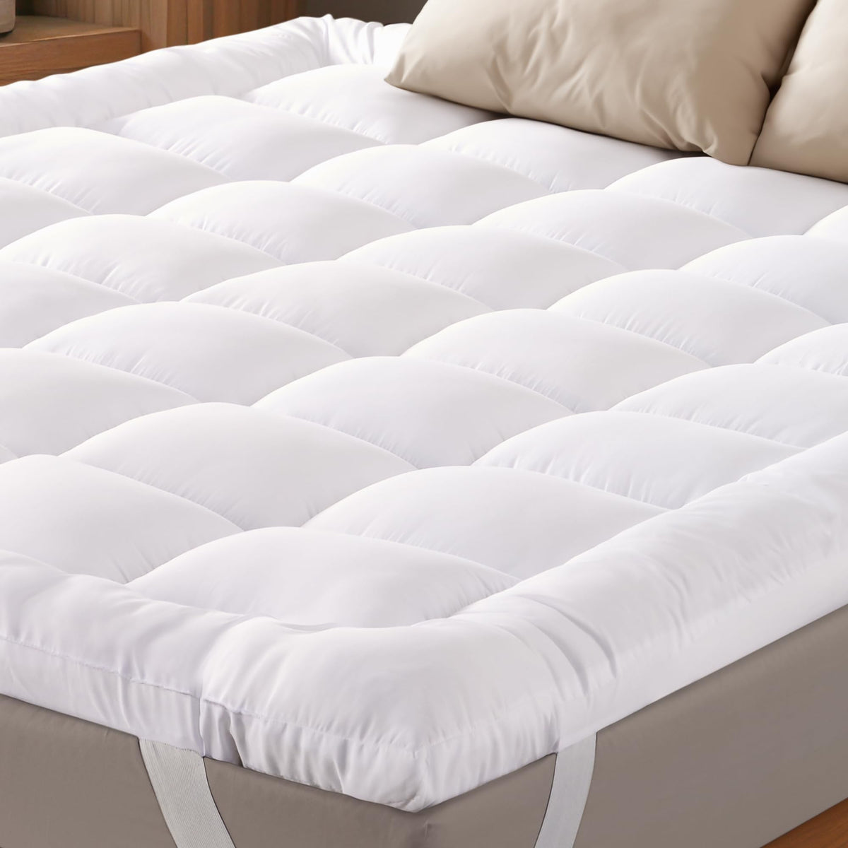 Ultra-Soft Cooling Mattress Topper for Full Back Support
