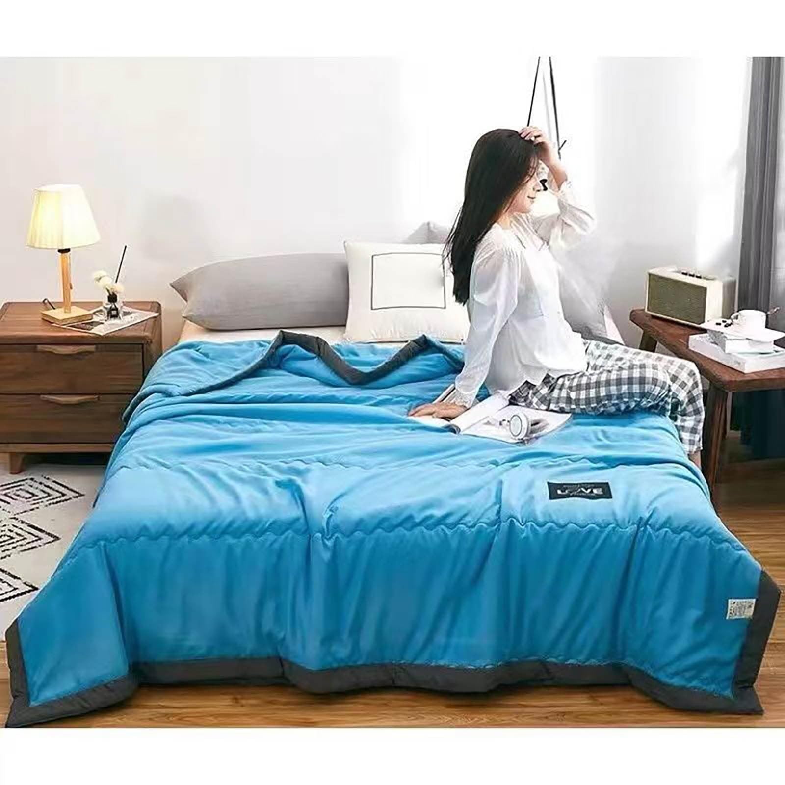 Blue All-Season Cooling Microfiber Weighted Blanket