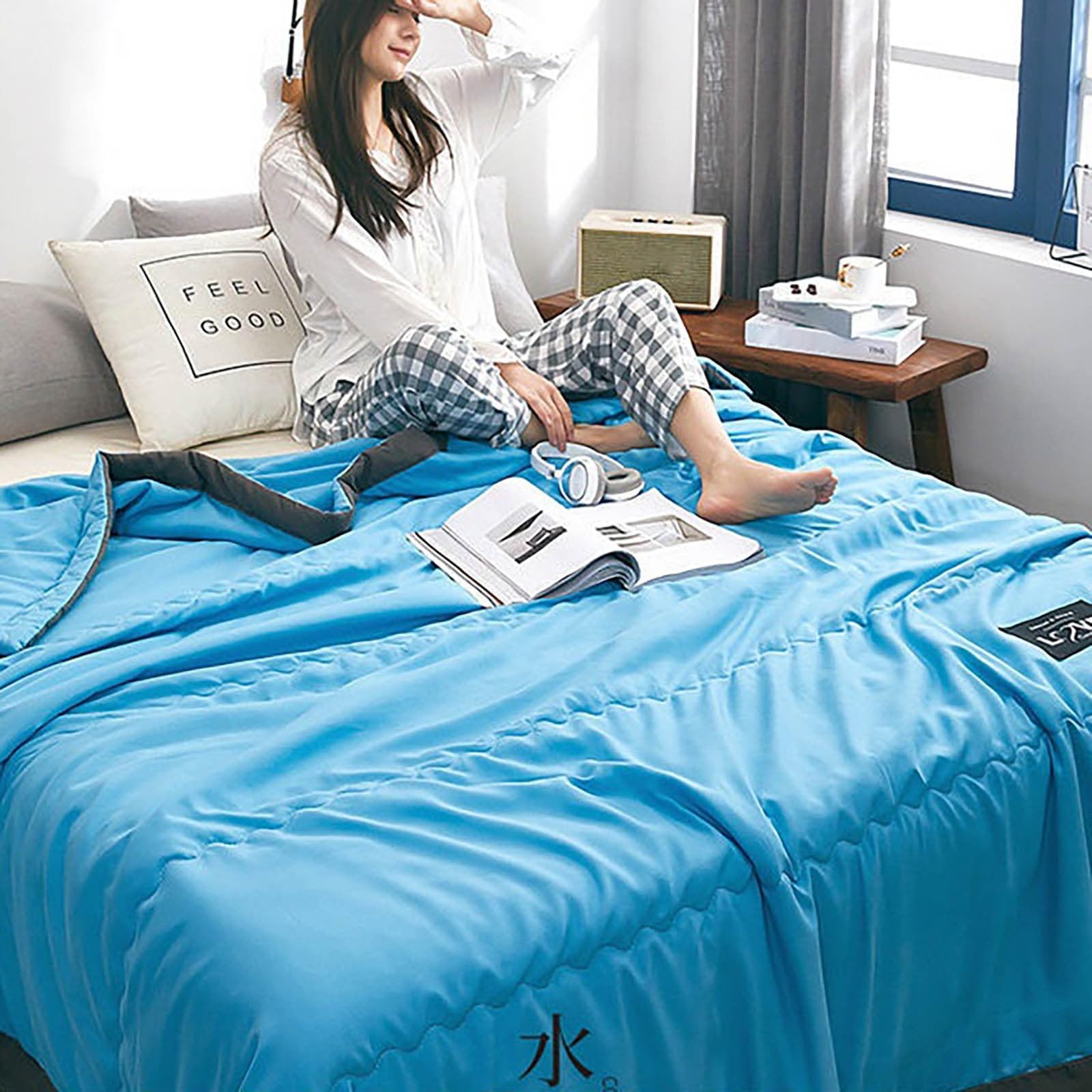 Blue All-Season Cooling Microfiber Weighted Blanket