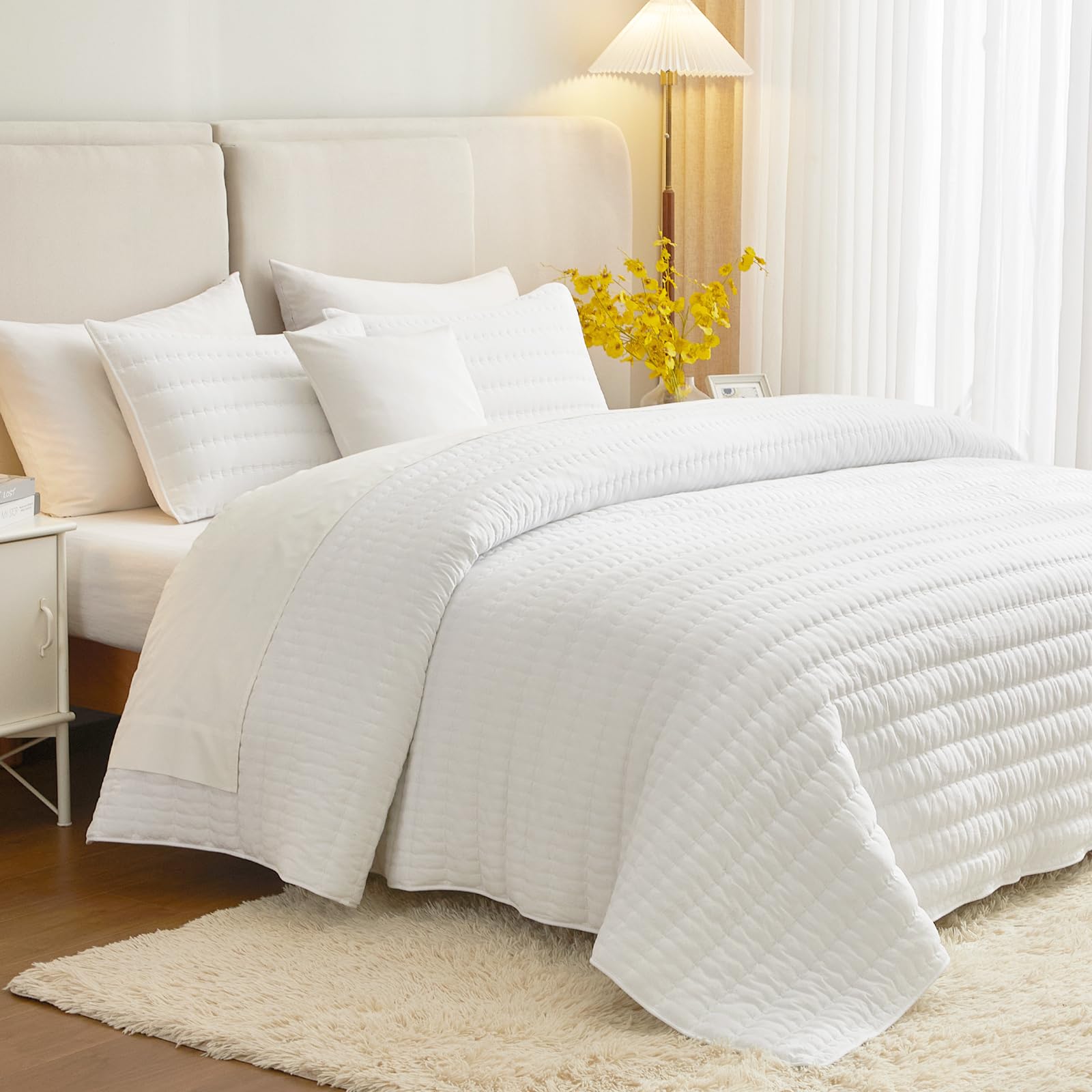 HiSnug Quilt Bedding Set, Reversible Lightweight Bed Spreads OversizedQuilted Bedspread for All Seasons, Soft Washable