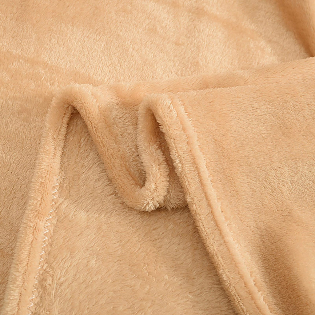 Lightweight Microplush Fleece Throw Blanket, 70 x 100 cm