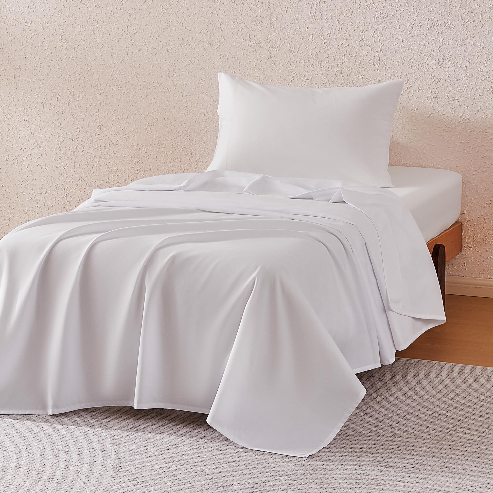 Amazon Basics Cationic Microfiber 3-4-Piece Sheet Set, Wrinkle Free and Easy Fit, 1 Flat Sheet, 1 Fitted Sheet and 1-2 Pillowcase