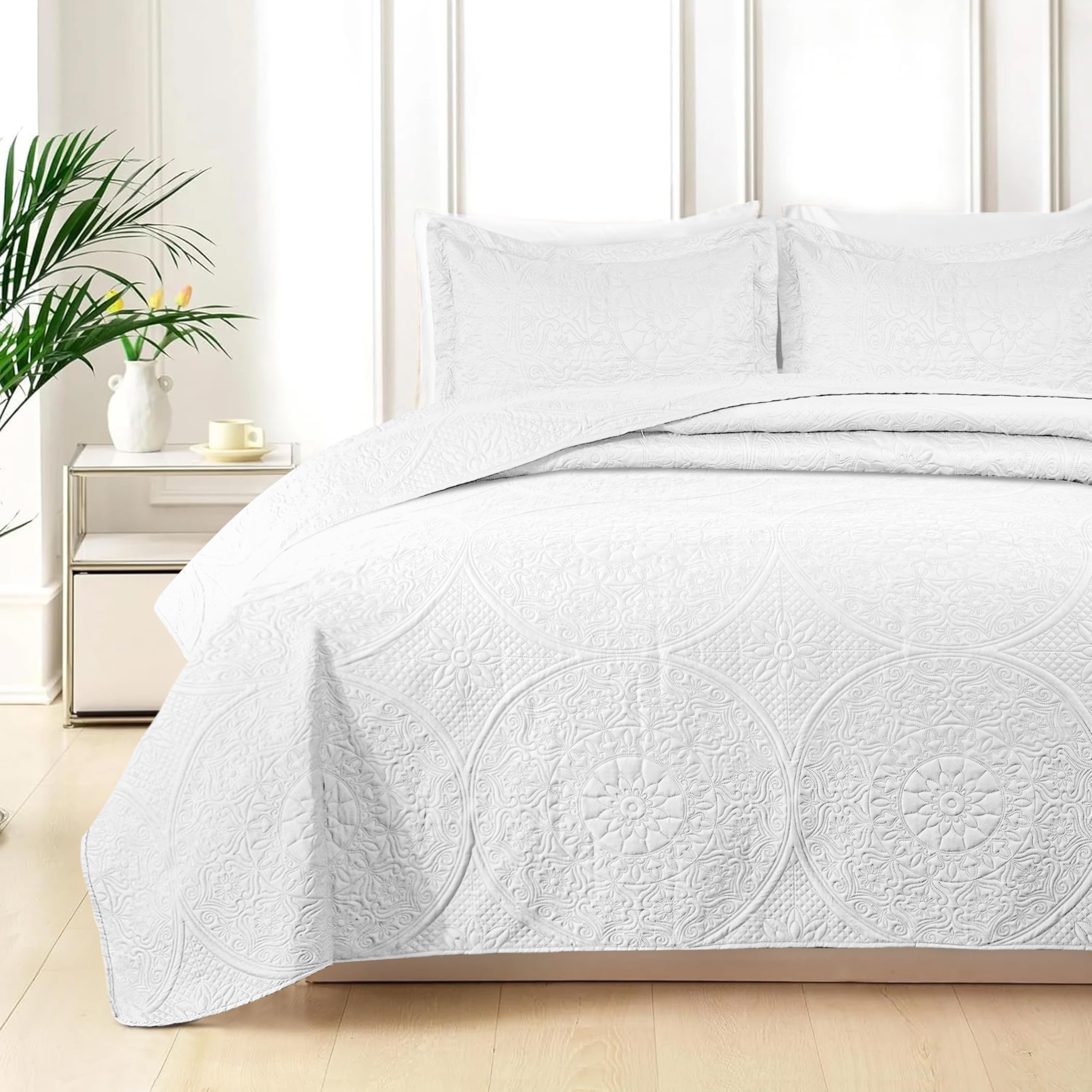 Cotton Passion Quilt Bedding Set - Lightweight Quilted Microfiber Bedspread Floral Pattern