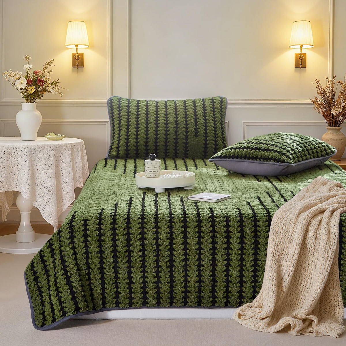 Tititada Green Velvet Boho Queen 3-Piece Quilt Set