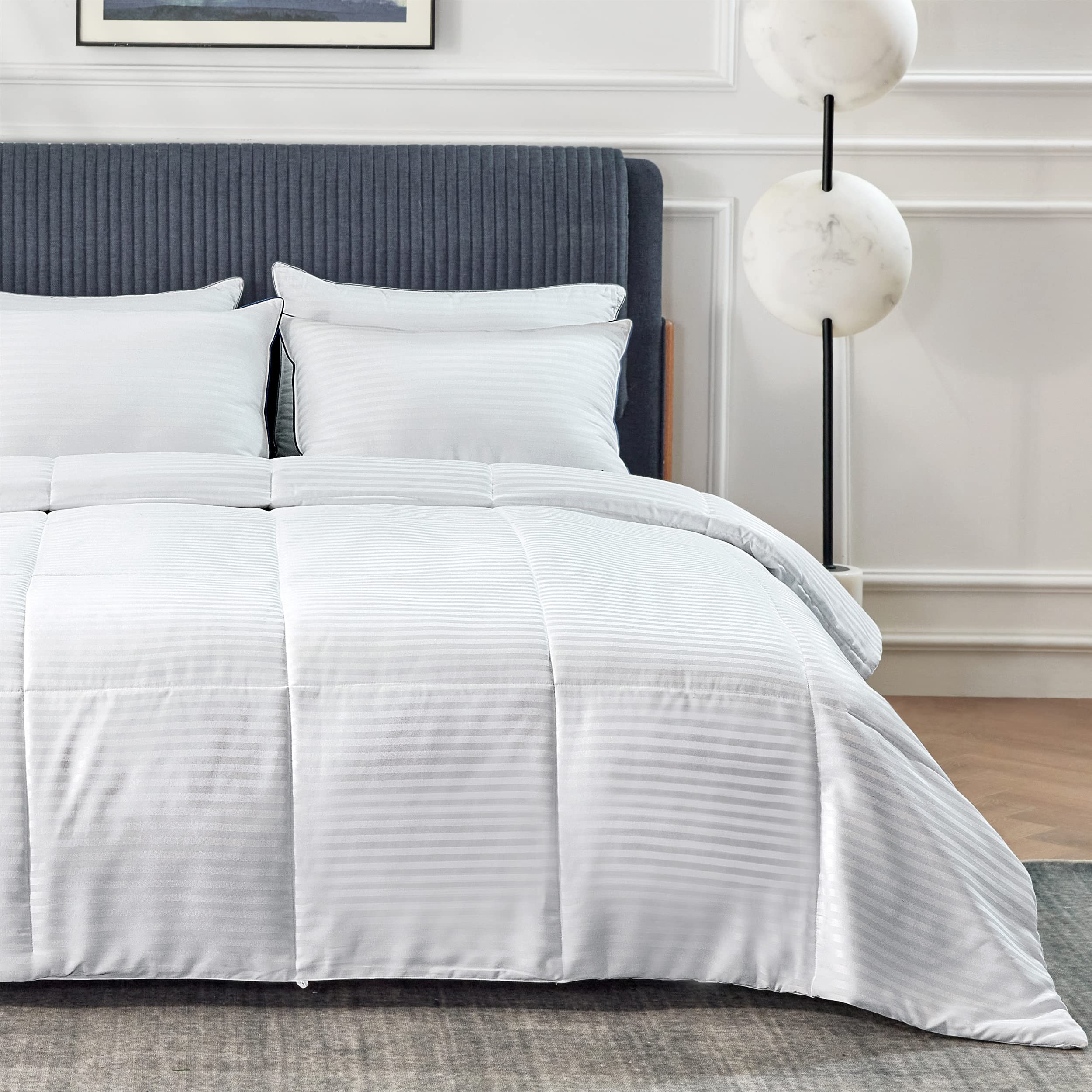 Bedsure Duvet Insert Lightweight Comforter