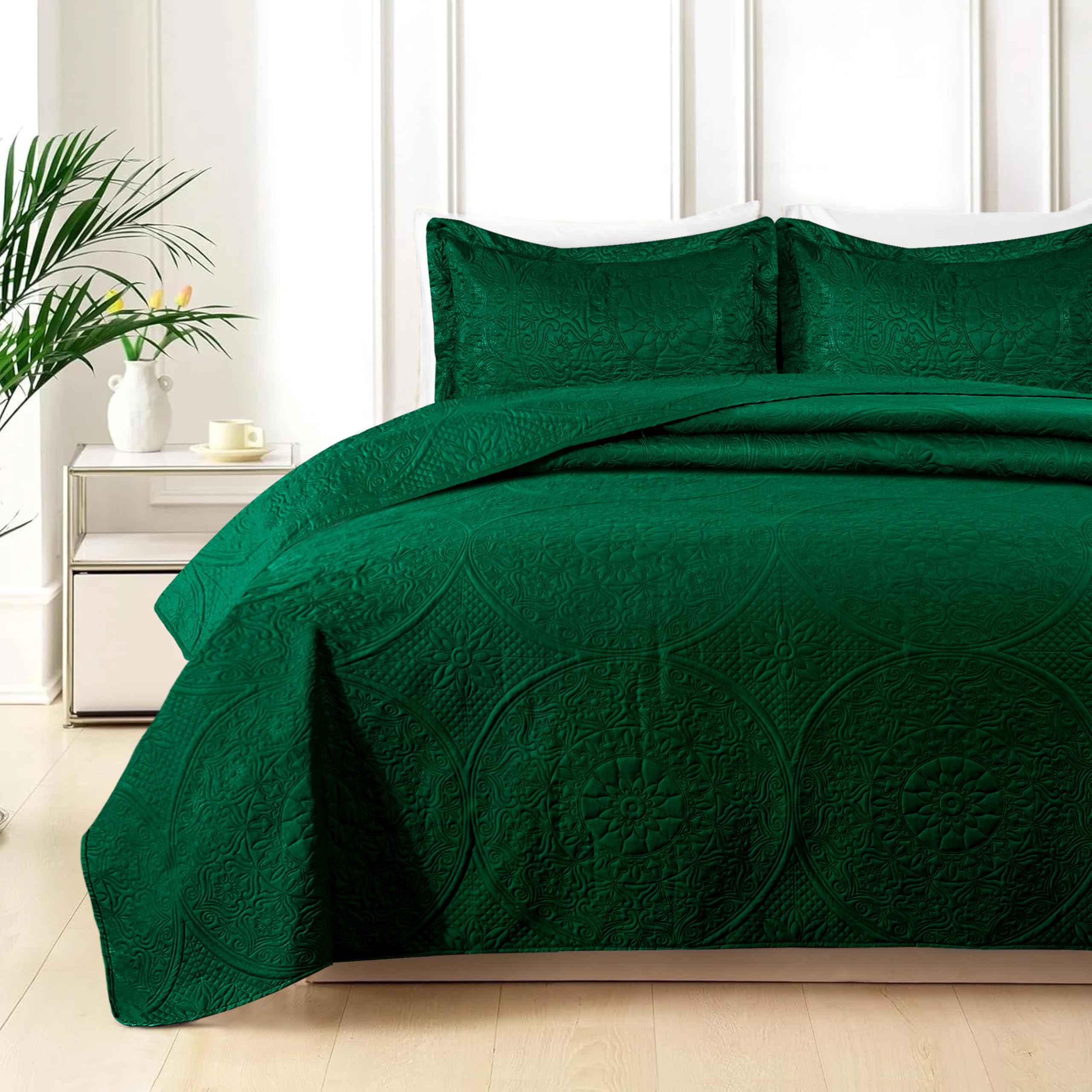Cotton Passion Quilt Bedding Set - Lightweight Quilted Microfiber Bedspread Floral Pattern