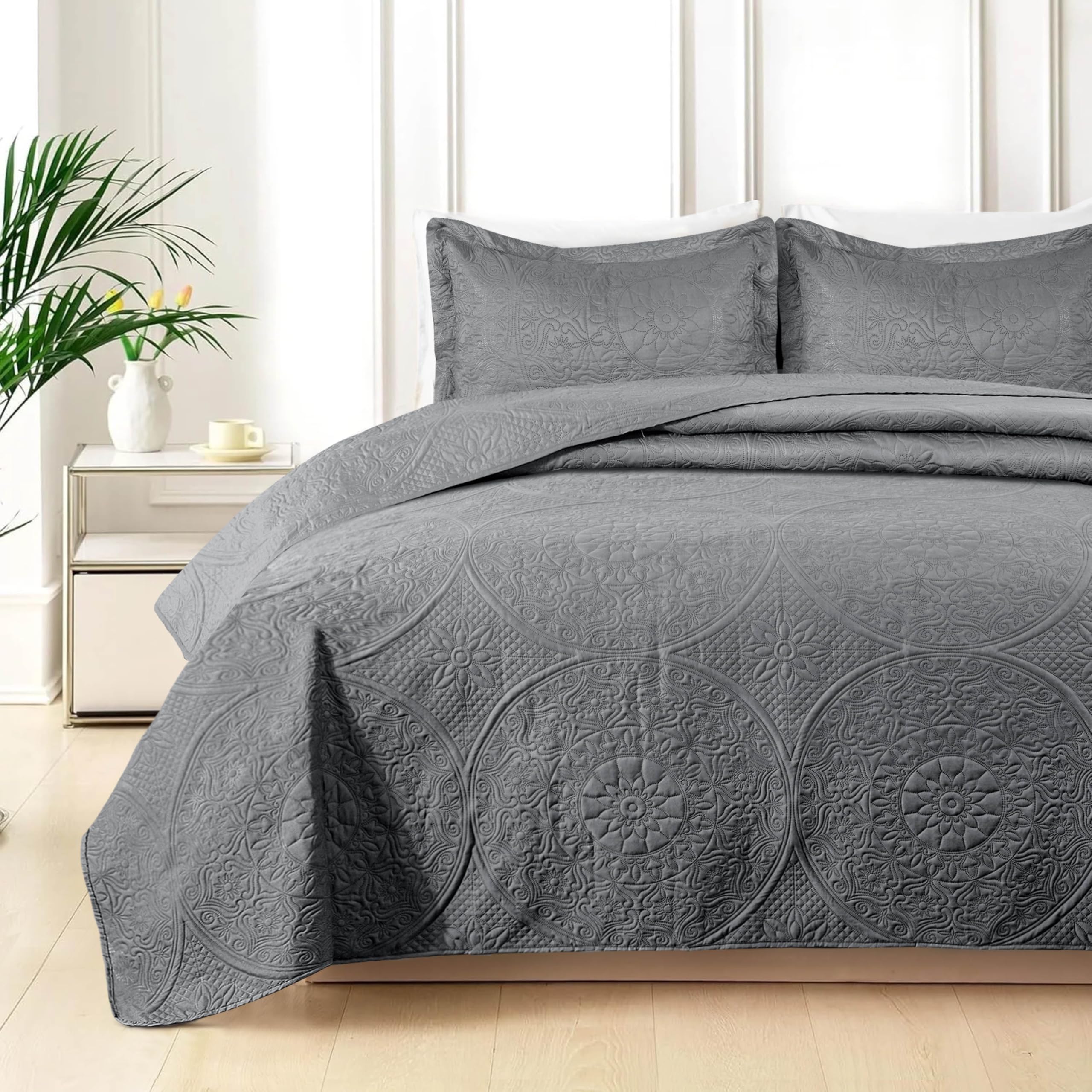 Cotton Passion Quilt Bedding Set - Lightweight Quilted Microfiber Bedspread Floral Pattern