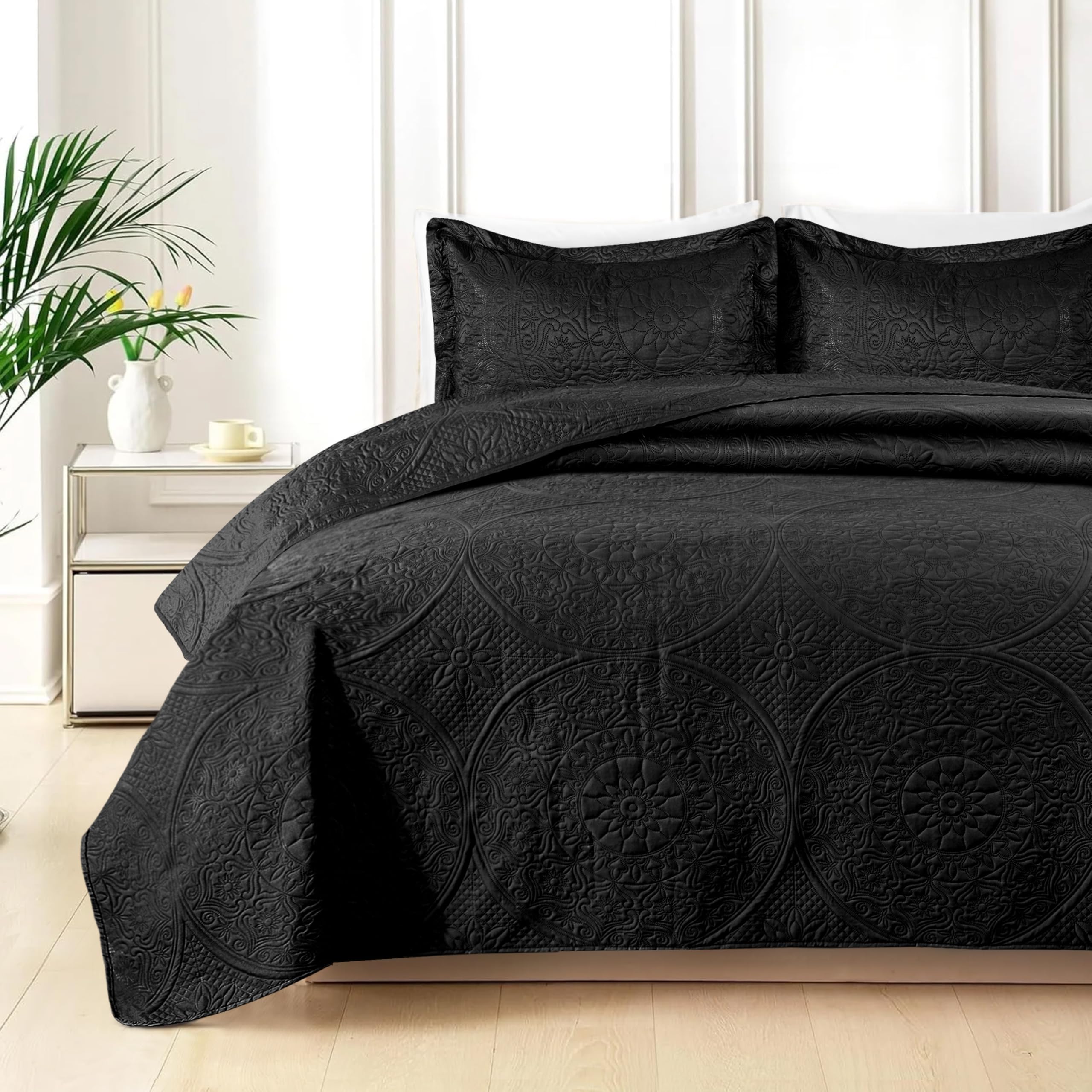 Cotton Passion Quilt Bedding Set - Lightweight Quilted Microfiber Bedspread Floral Pattern